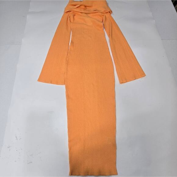 SER.O.YA Tallulah Midi Dress in Papaya - Picture 2 of 12